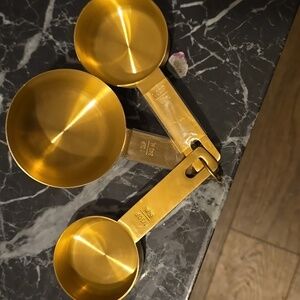 Williams Sonoma Three Gold Measuring Cups, Retail Price $49.95US